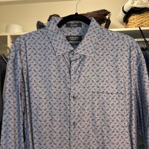 Nordstrom Brand Trim Fit Dress Shirt. 17.5 neck 34/35 sleeves